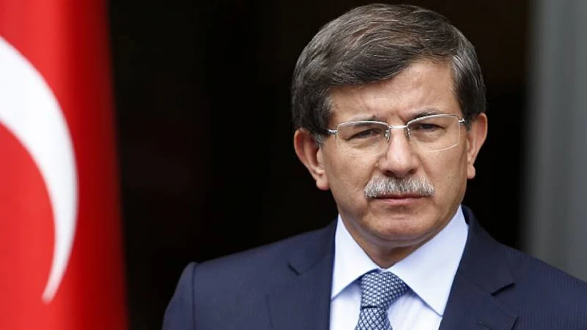 Davutoğlu'ndan ABD Dışişleri Bakanı Rubio'ya Sert Tepki