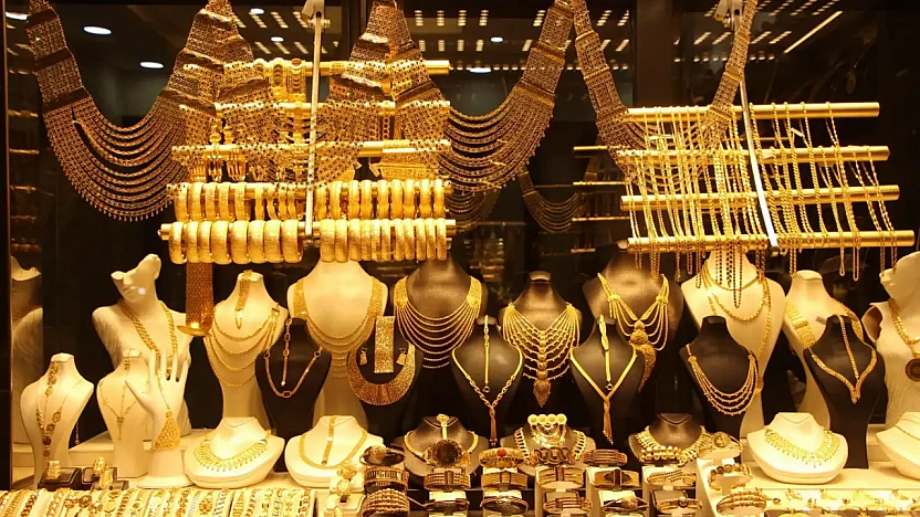 Dünya Piyasalarında Altın Rüzgârı: Güvenli Limana Kaçış Devam Ediyor