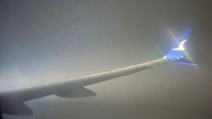 Erhaç Havalimanı'nda Hava Muhalefeti: Sefer Ankara'ya Döndü