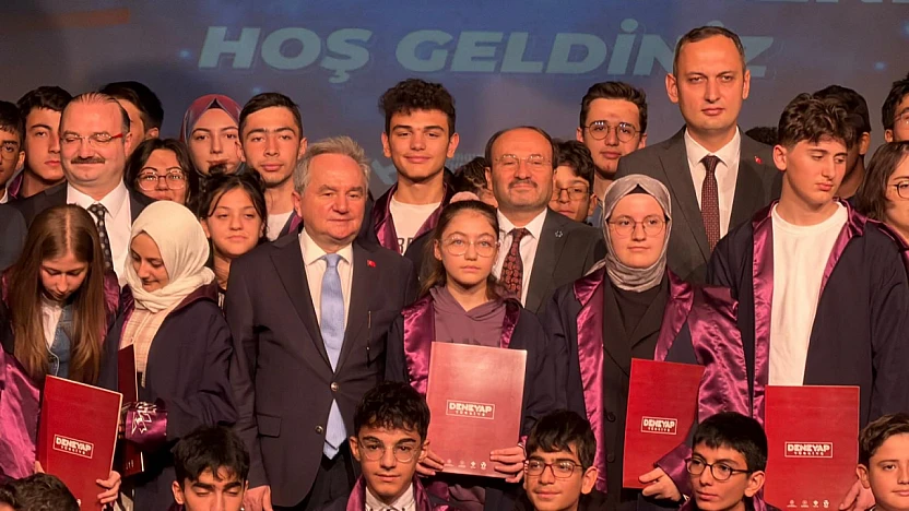 Erzurum Büyükşehir Belediyesi, Gençlerin Teknoloji Yolculuğunu Destekliyor