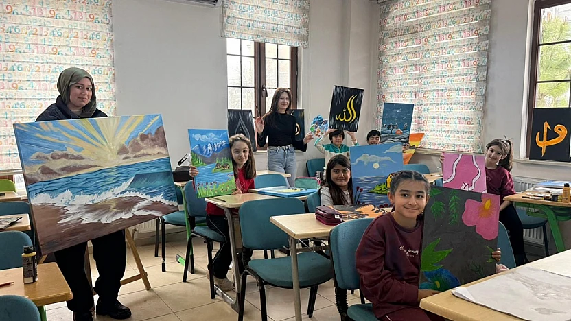 Geleceğin Ressamları Yeşilyurt'ta Yetişiyor