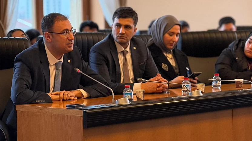 Gençlerden Ülke Gündemine Dair İstişare