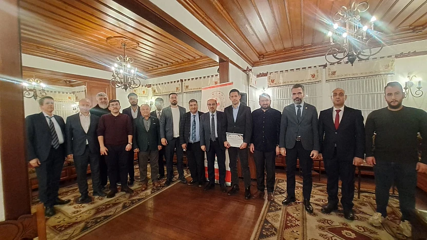 İdareci ve Bürokratlar Birliği Derneği'nden 2025'e Anlamlı Kapanış