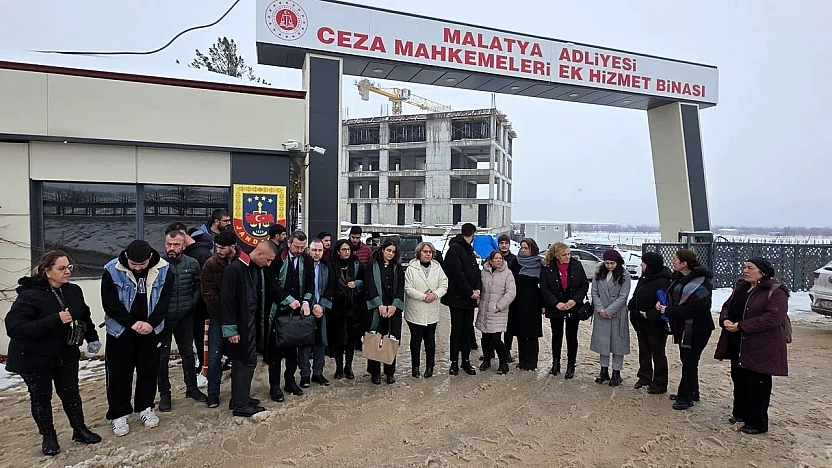 Kadına Karşı Kasten Öldürme Suçlamasıyla Yargılanıyor