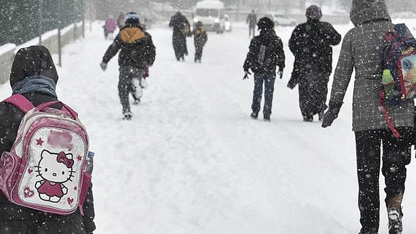 Kar Alarmı: Bolu, Zonguldak, Düzce, Van ve Karabük'te Okullar Kapalı