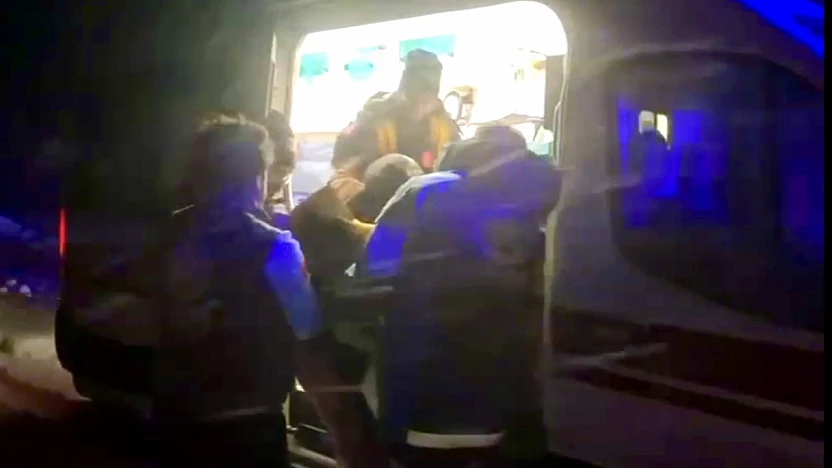 Kar ve Tipiye Rağmen UMKE Hastaya Ulaştı