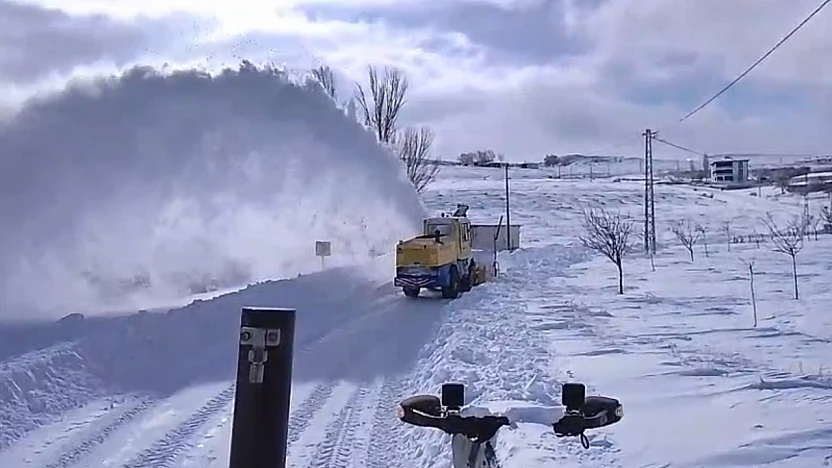 Karla Mücadelede Büyük Başarı: 10 İlçede Yoğun Çalışma
