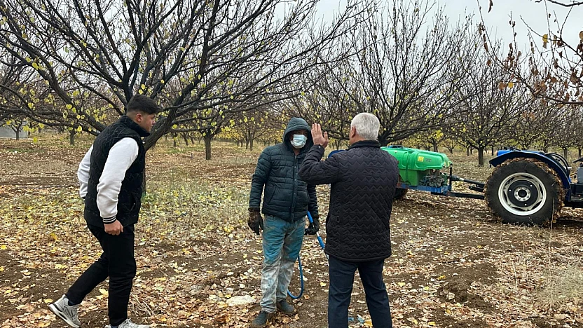 Kayısıda Sonbahar Mücadelesi Üreticilere Anlatıldı