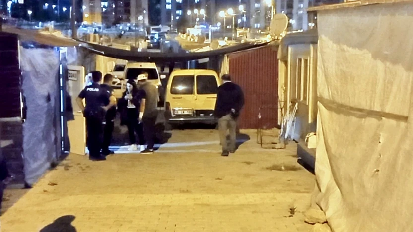 Konteyner Kentte Dehşet: Açılan Ateş Sonucu Bir Kişi Yaralandı