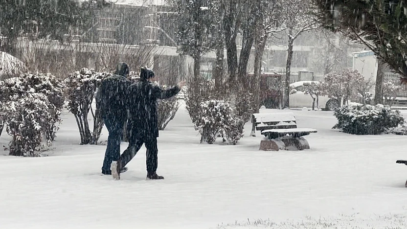 Malatya Beyaza Büründü: Arapgir'de Kar 40 Santimetre