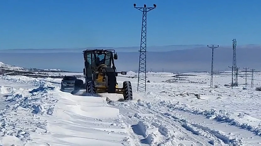 Malatya Büyükşehir Belediyesi Kar Mesaisine devam ediyor
