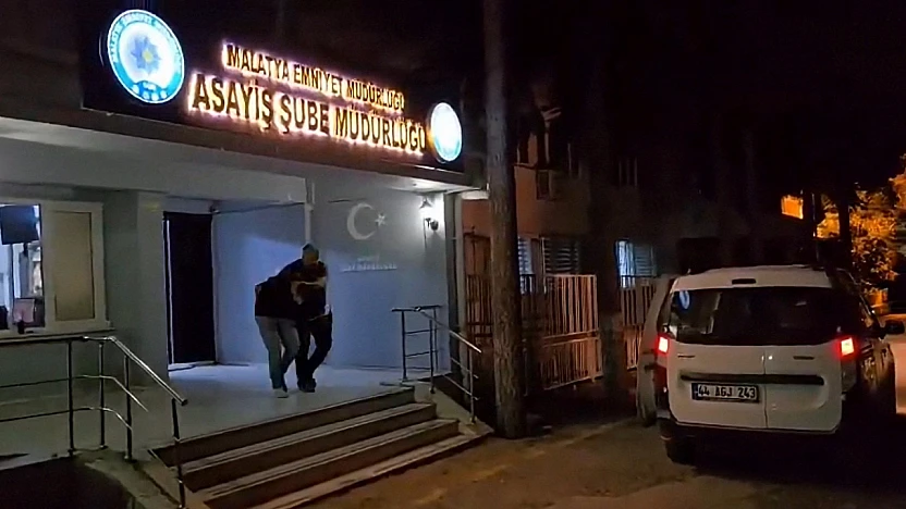Malatya'da Bıçaklı Kavga: 1 Yaralı, 5 Şüpheli Gözaltında