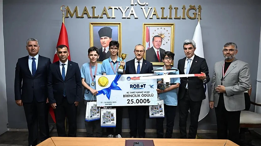 Malatya'da Fen Lisesi Öğrencilerinin Yaptığı İHA Türkiye Birincisi Oldu