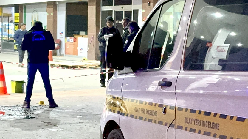 Malatya'da Hareketli Gece: İki Kişi Bıçaklandı, Şüpheli Kayıplara Karıştı