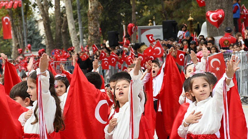 Malatyalılar 29 Ekim Cumhuriyet Bayramı'nı Büyük Bir Coşkuyla Kutladı