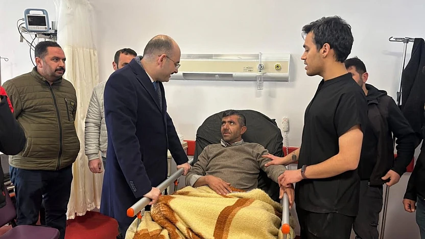 Muhtar Ali Sarıbaş Trafik Kazasında Yaralandı