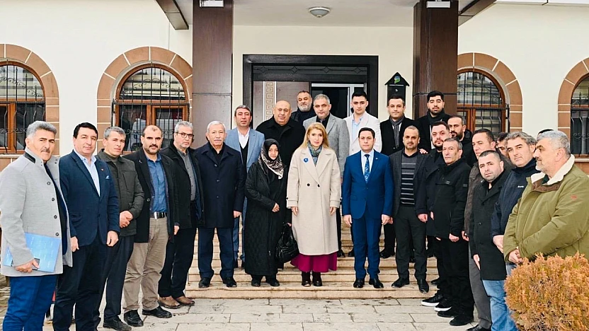 Ölmeztoprak: 'Muhtarlarımız Sahadaki En Güçlü Temsilcilerimiz'