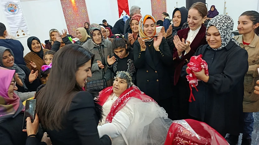 Özel Bireyler İçin Duygu Yüklü Kına Gecesi