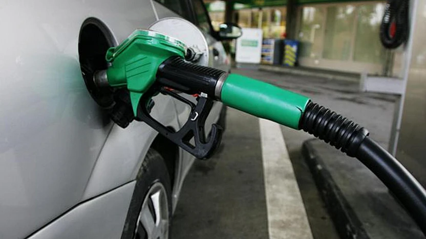 Petrol Fiyatları Dengelendi, Akaryakıt Fiyatları Geriledi