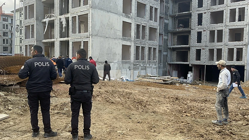 Rezerv Alan İnşaatında Feci Kaza: 6'ncı Kattan Düşen İşçi Ağır Yaralandı