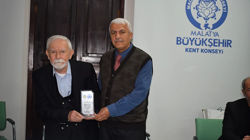 Şehri Sırtında Taşıyan Dertli: Asım Demirkök'e Malatya'dan Vefa