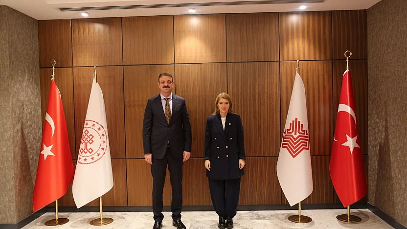 Tarihi Camilerde Bayram Hedefi: Çalışmalar Sürüyor