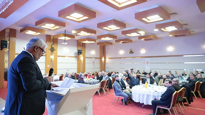 Toprakta Öğrenilen Meslek, Alkışlarla Taçlandı