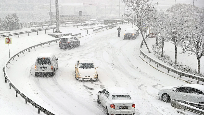 Yağmur Yerini Kara Bıraktı, Yaylalarda Kış Başladı
