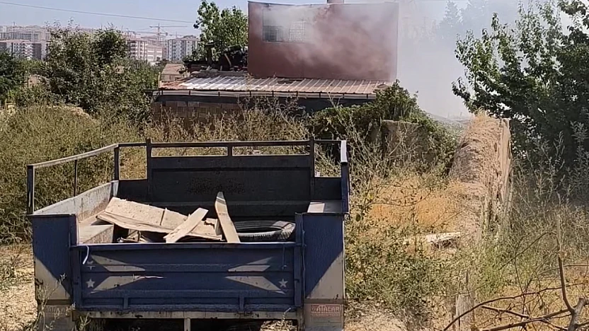 Yeşilyurt'ta Ev Yangını: Yaralanan Olmadı, Ev Kullanılamaz Hale Geldi