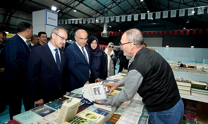 11. Malatya Anadolu Kitap Ve Kültür Fuarı Kitapseverlere Kapılarını Açtı