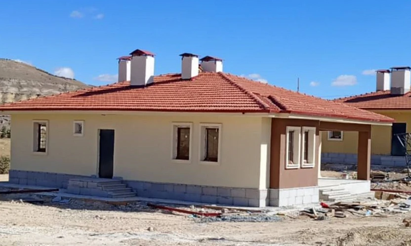 Ağılbaşı'ndaki Hak Sahipliği Sorunu Çözülüyor: Köy Evleri Teslim Edilecek