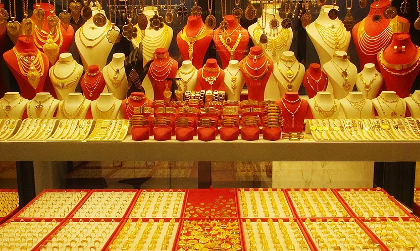 Altın daha da yükselecek mi? Kuyumcular ne diyor?