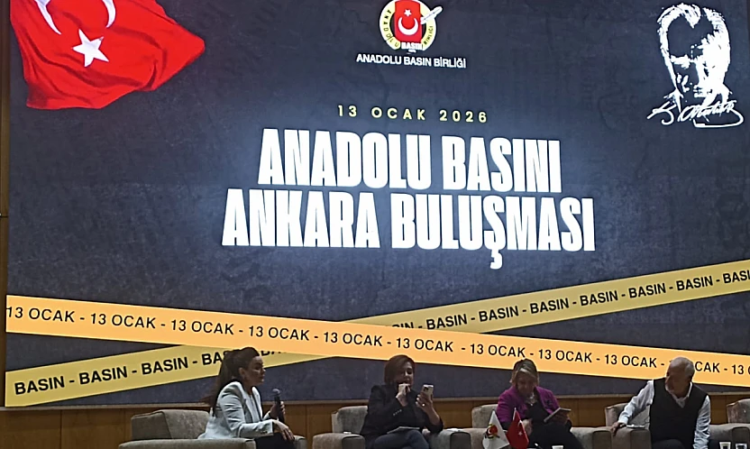 Ankara'da gazeteciliğin geleceği konuşuldu