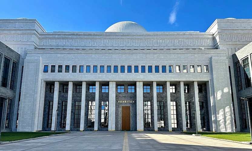 Apartmanda huzuru bozana hapis yolu: Halı silkeleyen cezalı