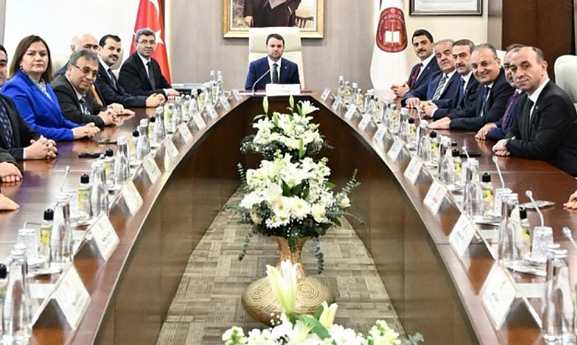 Bakan Gürlek'in HSK'daki ilk toplantısı tamamlandı