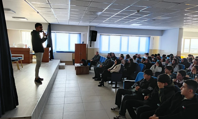 Battalgazi Anadolu Lisesi'nde Gençlere Ufuk Açan Kariyer Buluşması