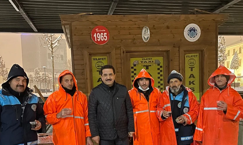 Battalgazi'de Ulaşım Aksamadı, Ekipler Karla Mücadelede Tam Kadro Görevde