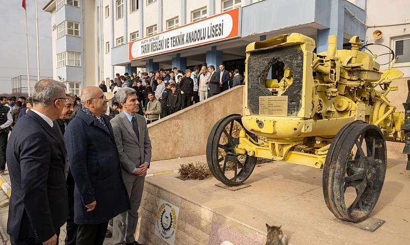 Büyükşehir'den Gençlere Müjde: Spor Köyü ve 815 Kişilik Dev Kütüphane Geliyor