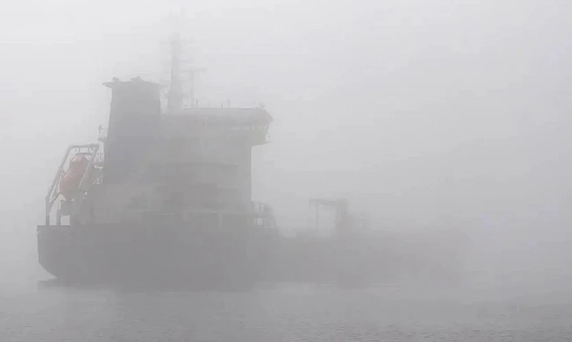 Çanakkale Boğazı yoğun sis nedeniyle trafiğe kapatıldı