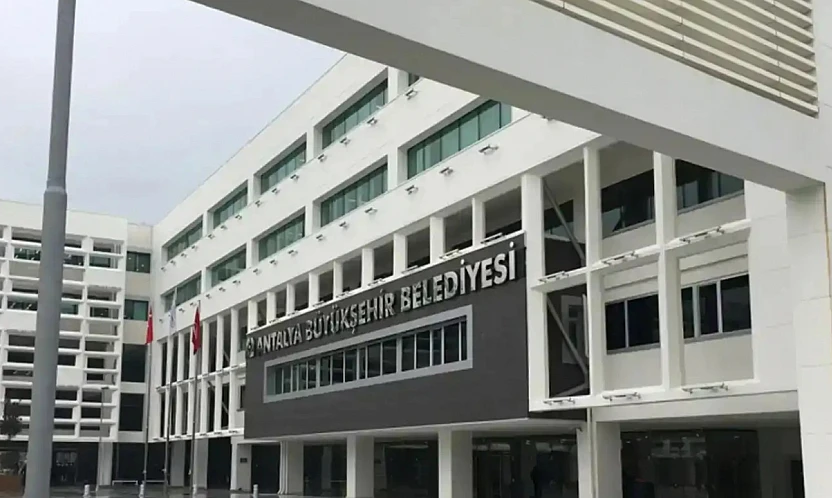 CHP'li Antalya Büyükşehir Belediyesi'ne 8. dalga rüşvet operasyonu: 8 gözaltı