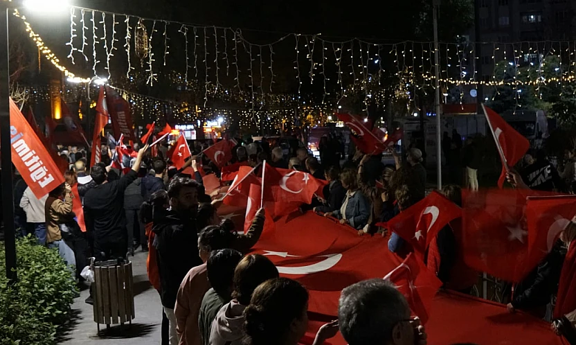 Cumhuriyetin Sesi Malatya Sokaklarında Yankılandı