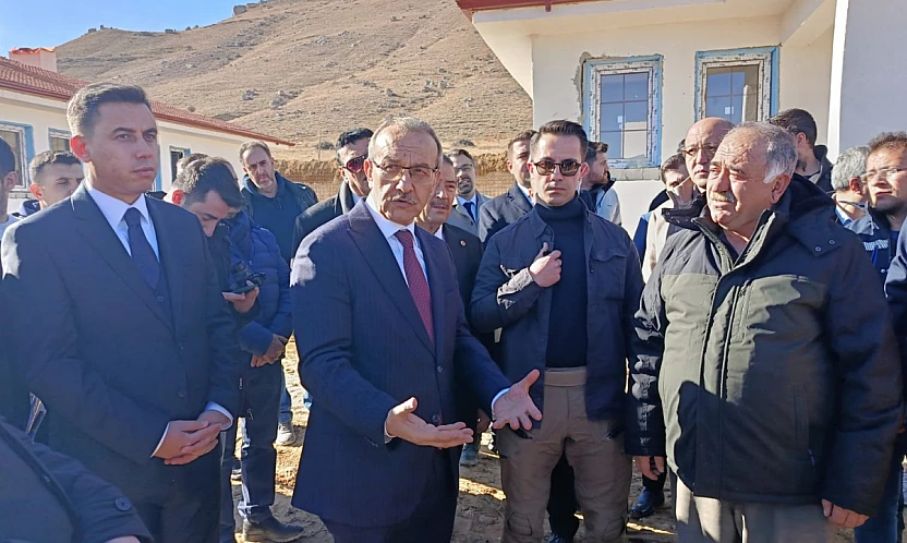 Darende Ağılbaşı'nda Yıllar Süren Bekleyiş Sona Erdi: 40 Köy Evi Hak Sahiplerine Teslim Edildi