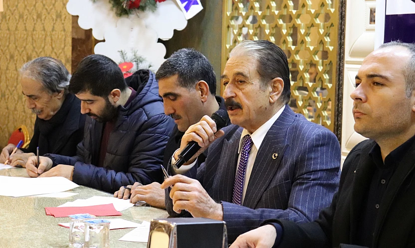 'Devlet, Bayrak ve Ezan Kırmızı Çizgimizdir'