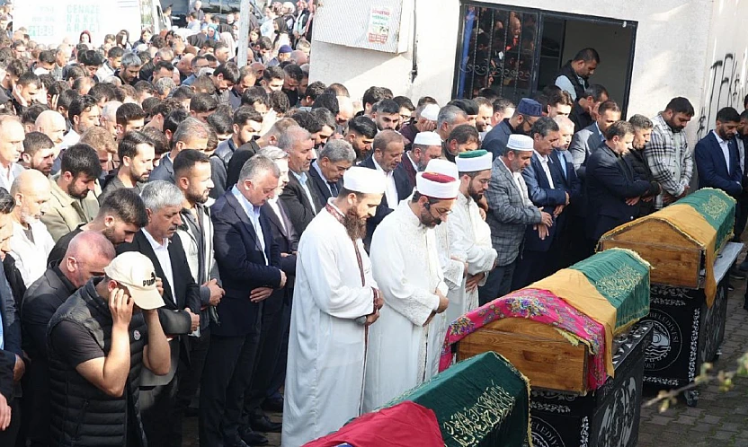 Dilovası'nda Facia: Kozmetik Fabrikası Yangınında 6 Can Kaybı, Törenler Düzenlendi