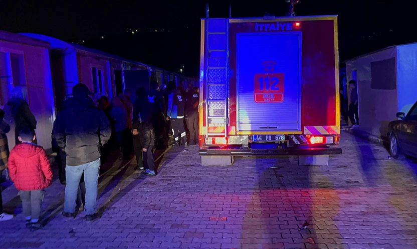 Elektrik Kontağı Yangına Neden Oldu