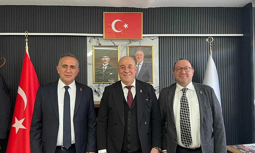 'Gençlik Alarm Veriyor: Sanal Kumar ve Uyuşturucu Büyük Tehdit'