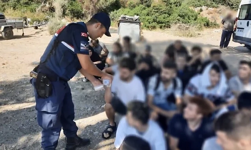 Göçmen Kaçakçılığına Ulusal Operasyon: 47 Tutuklama
