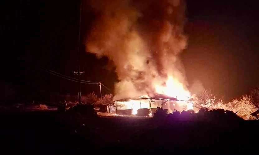 Hekimhan'da Akşam Saatlerinde Ev Yangını: Can Kaybı Yok