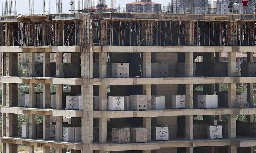 İnşaat üretimi Aralık'ta yükseldi