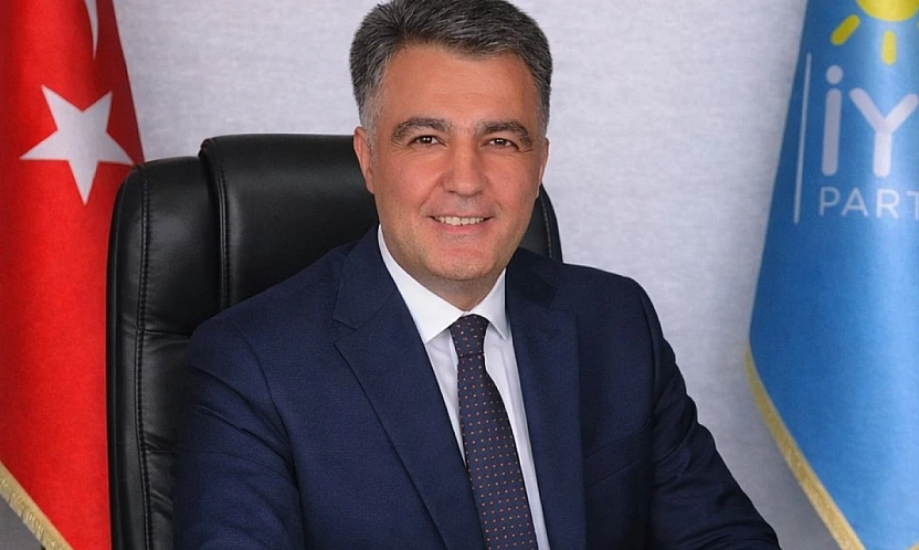 İYİ Parti Yeşilyurt İlçe Başkanı Alper Karakurt'un 10 Ocak Çalışan Gazeteciler Günü Mesajı